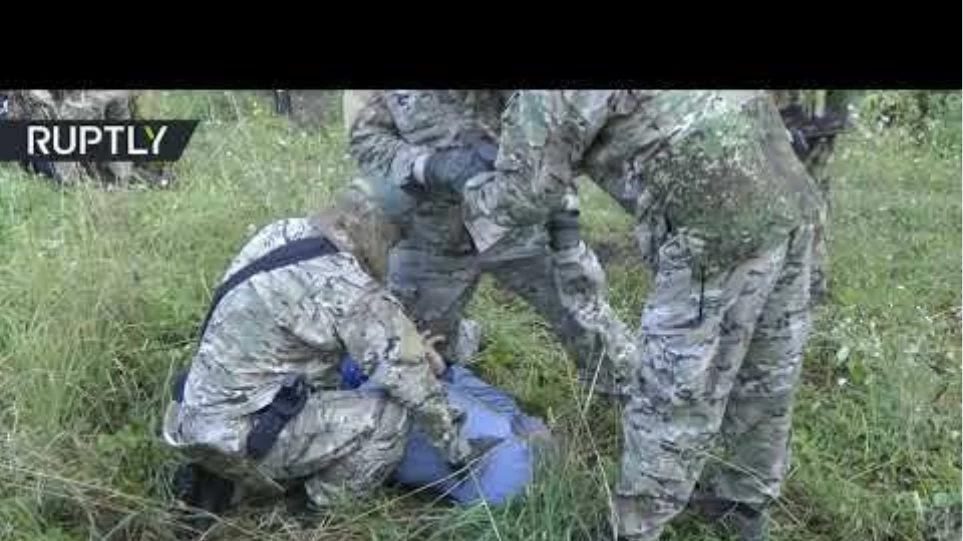 Ετσι εξουδετερώνουν ύποπτους τρομοκράτες οι ρωσικές ειδικές δυνάμεις (βίντεο)